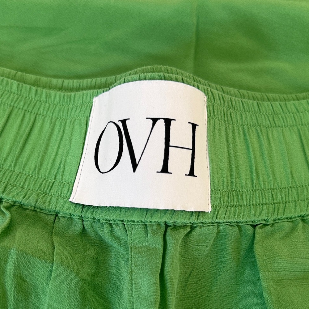 Olivia von Halle Green PJ Set shorts and top silk - Picture 2 of 3